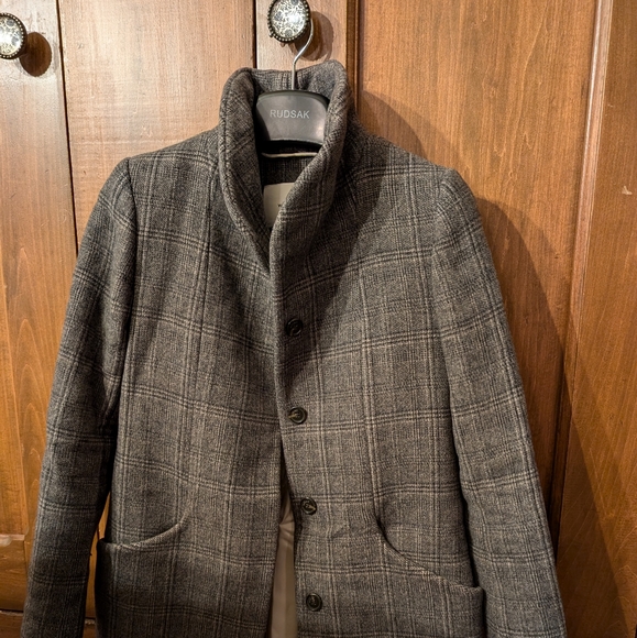 Aritzia - Wilfred The Cocoon Coat Wool Cashmere (XS) - Picture 7 of 10